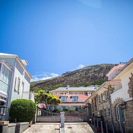 The Majestic Apartments Kalk Bay Exteriör bild